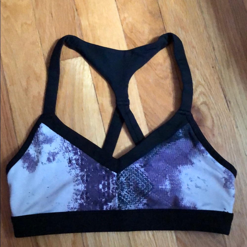 Alo sports bra